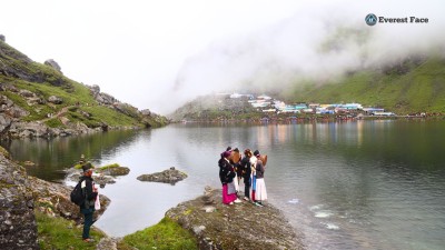 तस्बिरमा गाेसाइँकुण्डकाे जनैपूर्णिमा मेला (फोटो फिचर) 