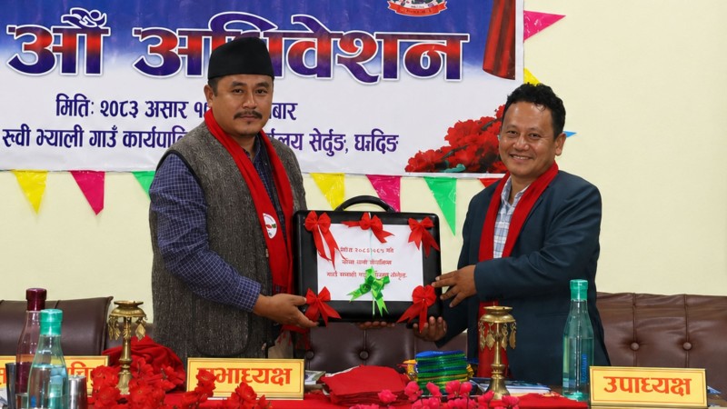 रुवी भ्याली गाउँपालिकाको १९ औँ गाउँसभा सम्पन्न, ४१ करोड २२ लाखको बजेट प्रस्तुत