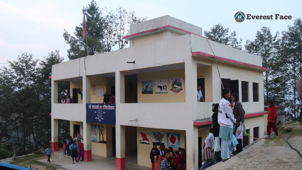 Banskharka_school-1749729541.jpg