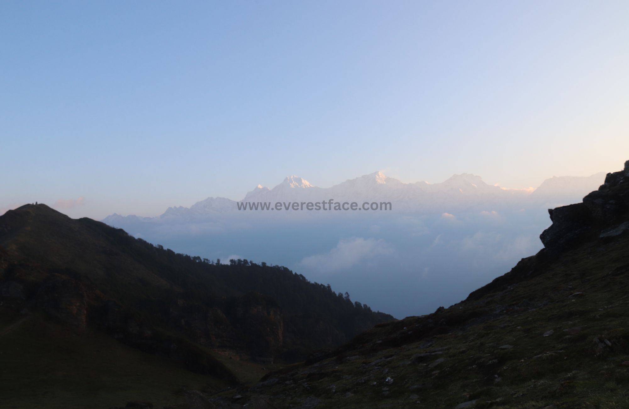 Ganesh_Himal-(2)-1747148824.jpg