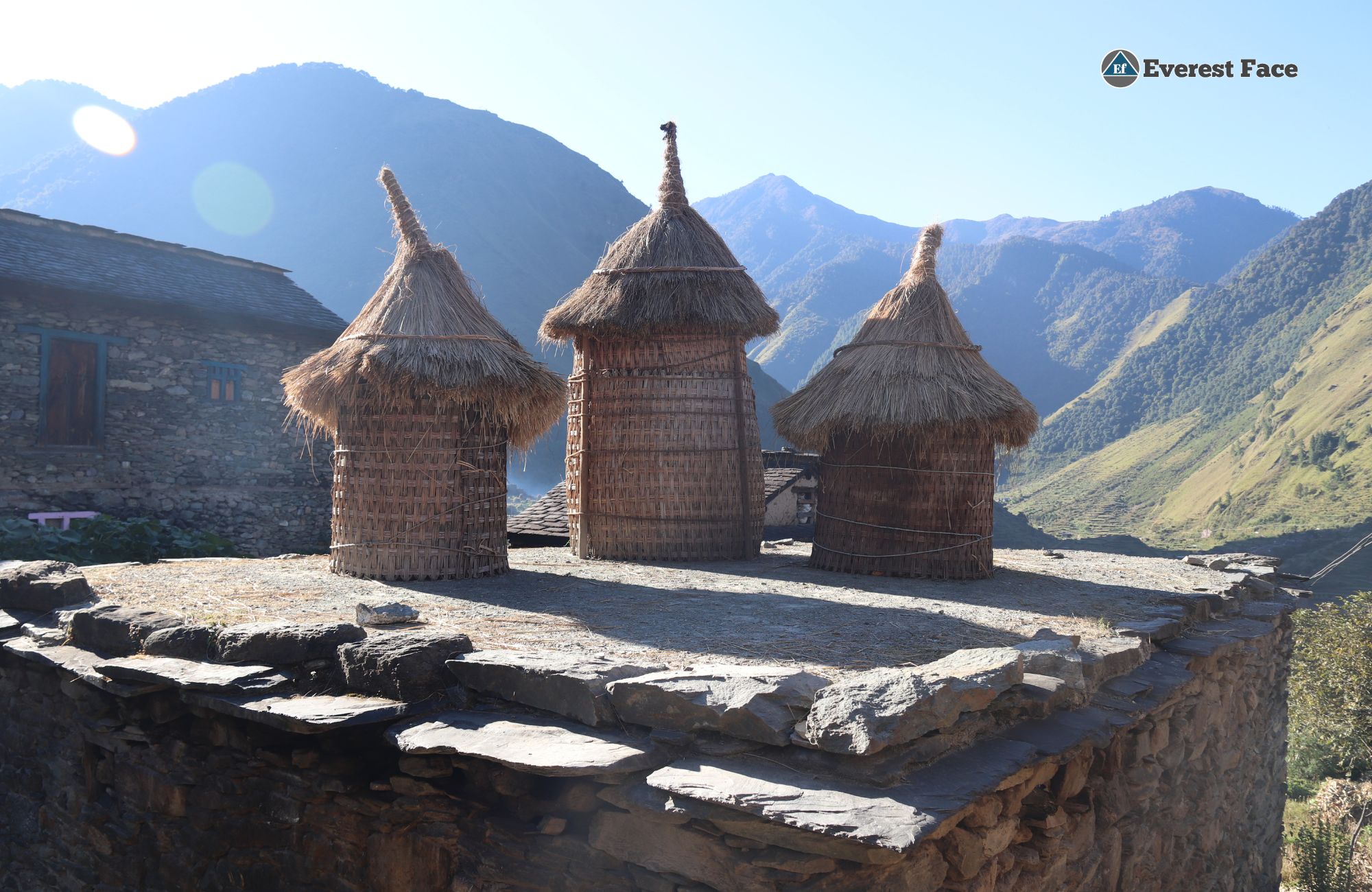Takasera_Village_Everest_Face_Photos-(2)-1763706810.jpg